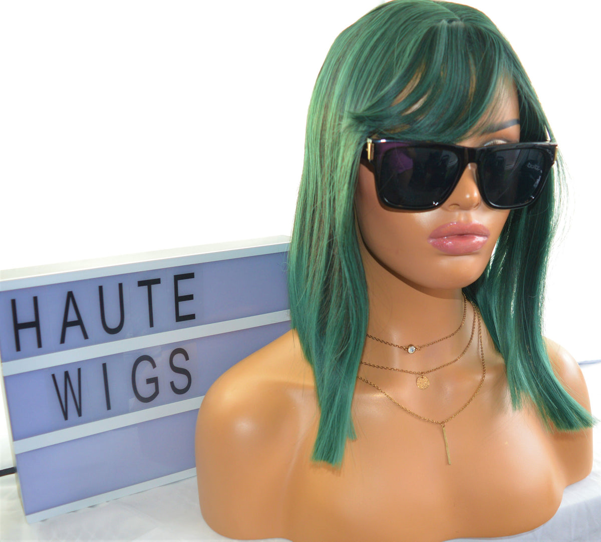 Emerald Green Bob Wig: Blunt Cut, Fringe Bangs, Heat Resistant