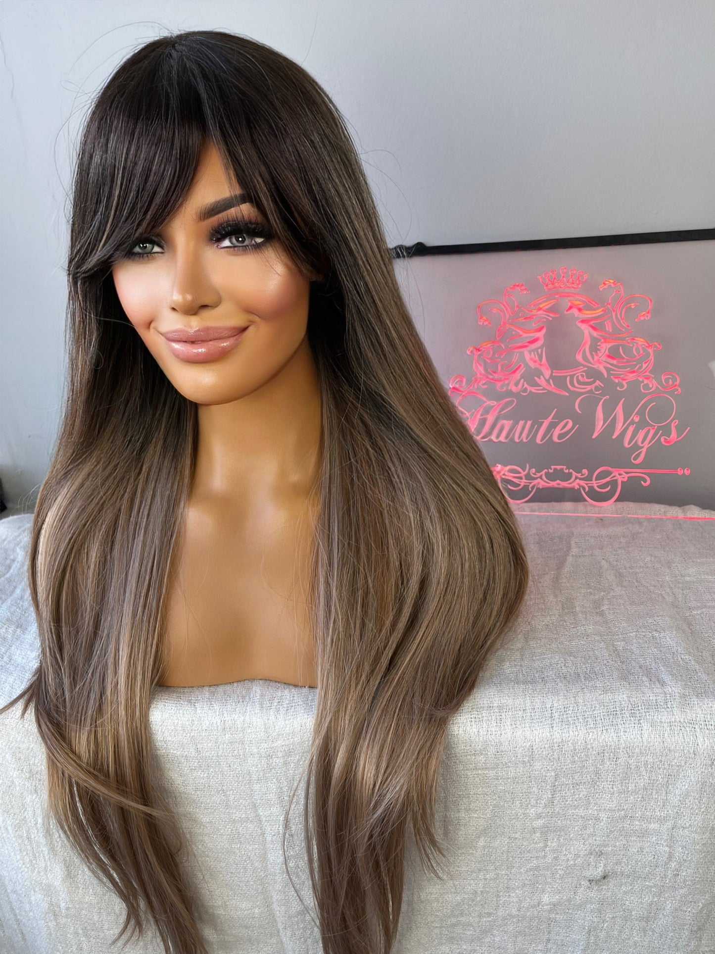 30 Inch Long Dark Blonde Ombre Brunette Brown Womens Wig Hair Fringe / Bangs Straight ombre Synthetic Hair Amazing Feel