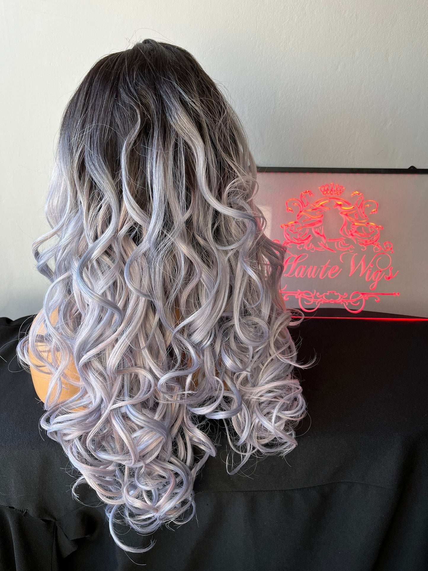 Wavy Long 22 Inch Human Hair synthetic Mix Blends Lace Front Womens Wig Silver Grey Ombre Brazilian Body Wave Ladies Style Wigs Side Parting