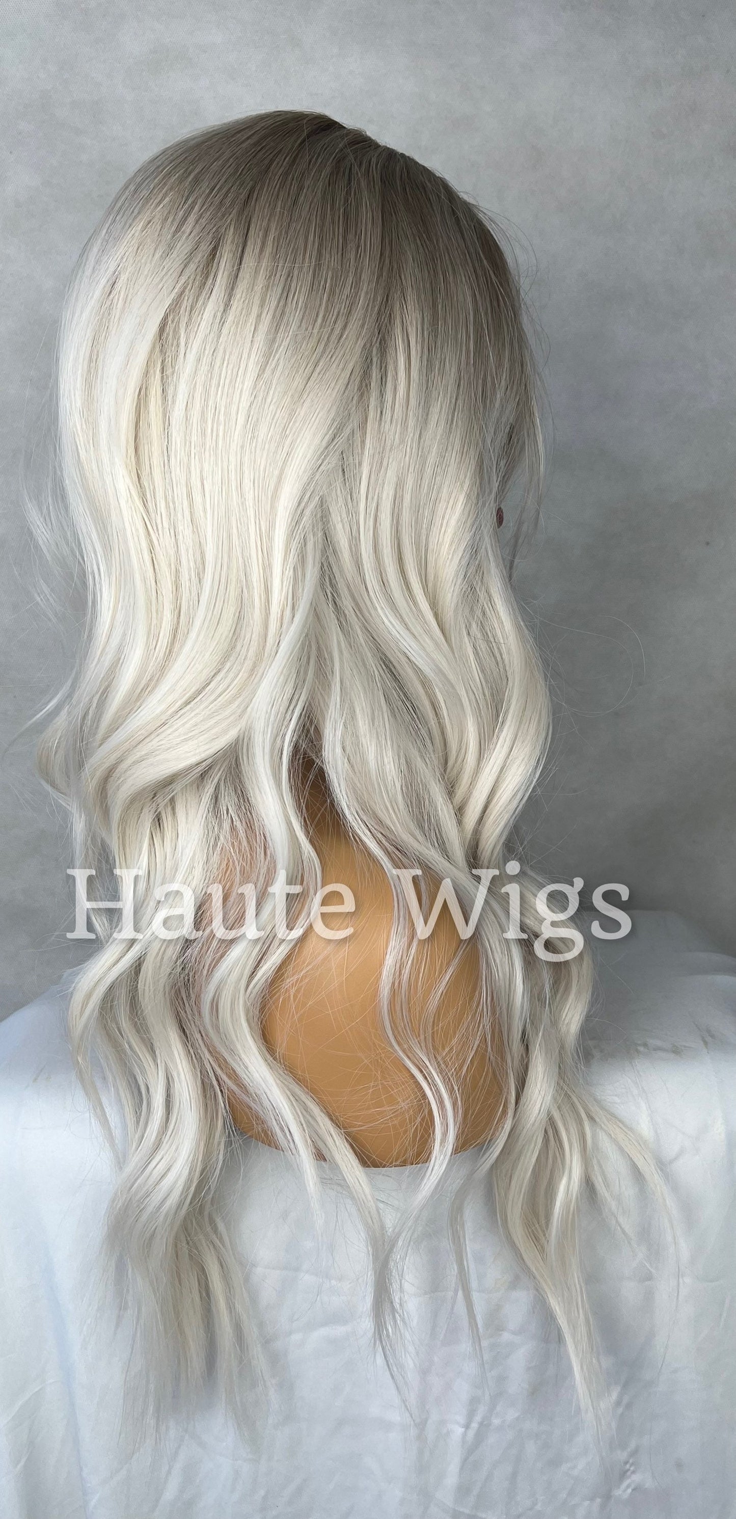 Ash Platinum Blonde Ombré streaks 22 Inch Long Wig Wavy NO Lace Front Fringe Bangs Womens Wig Eye Catching Gift for her sexy haute wigs
