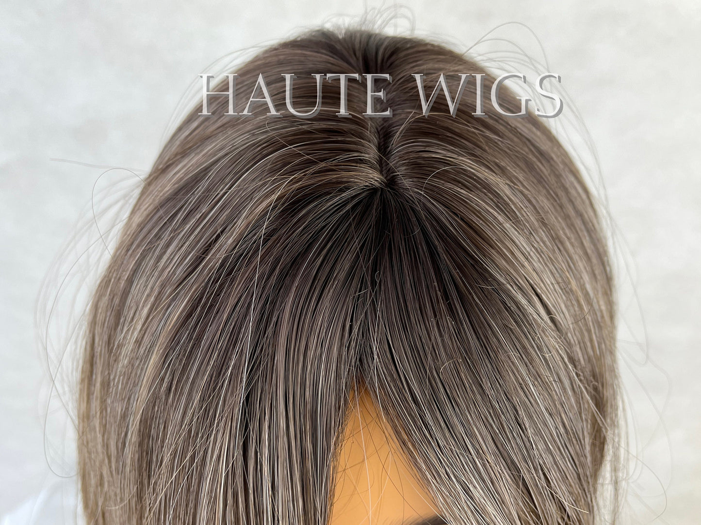 14 Inch Ash Blonde Brown Cool Toned Dirty Ombre Brown Wig With Fringe Bangs Center Parting Short BOB Wavy Synthetic Hair Wigs