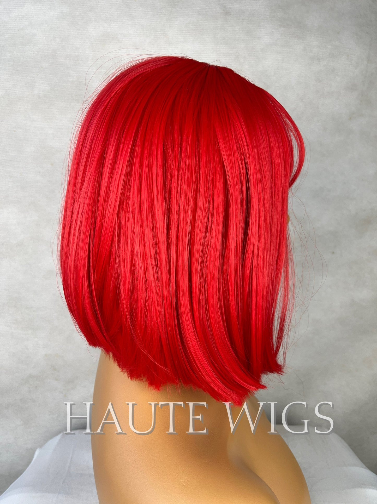 Sharp & Straight Short BOB Womens Wig 12 Inch Bright and Deep Red With Fringe Bangs Ladies Wigs Blunt Cut Haute Wigs Gift For Her