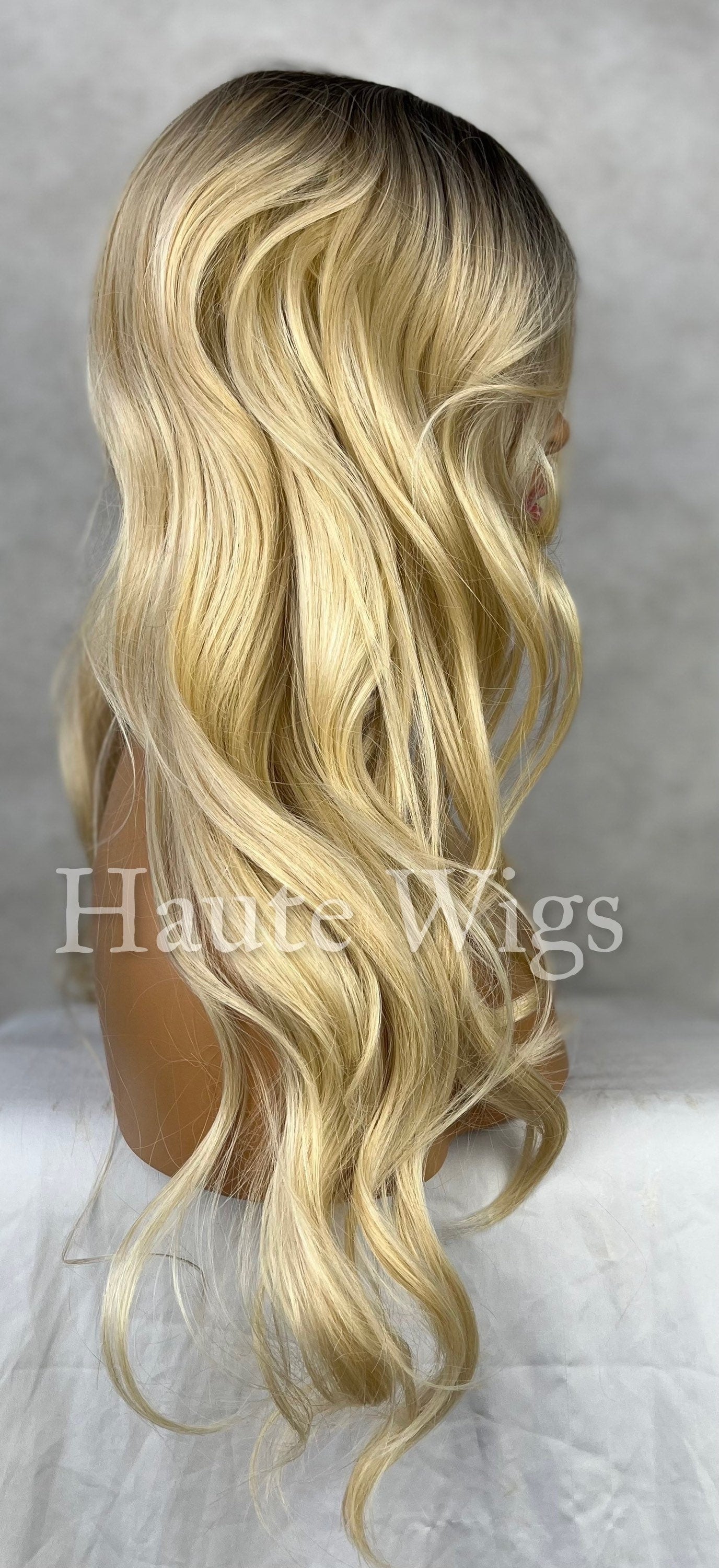 Sugar Honey 22 inch Wavy Natural Light Blonde Wig ombré Womens Long Wig NO Lace Front Realistic Human hair blends Ladies Haute wigs