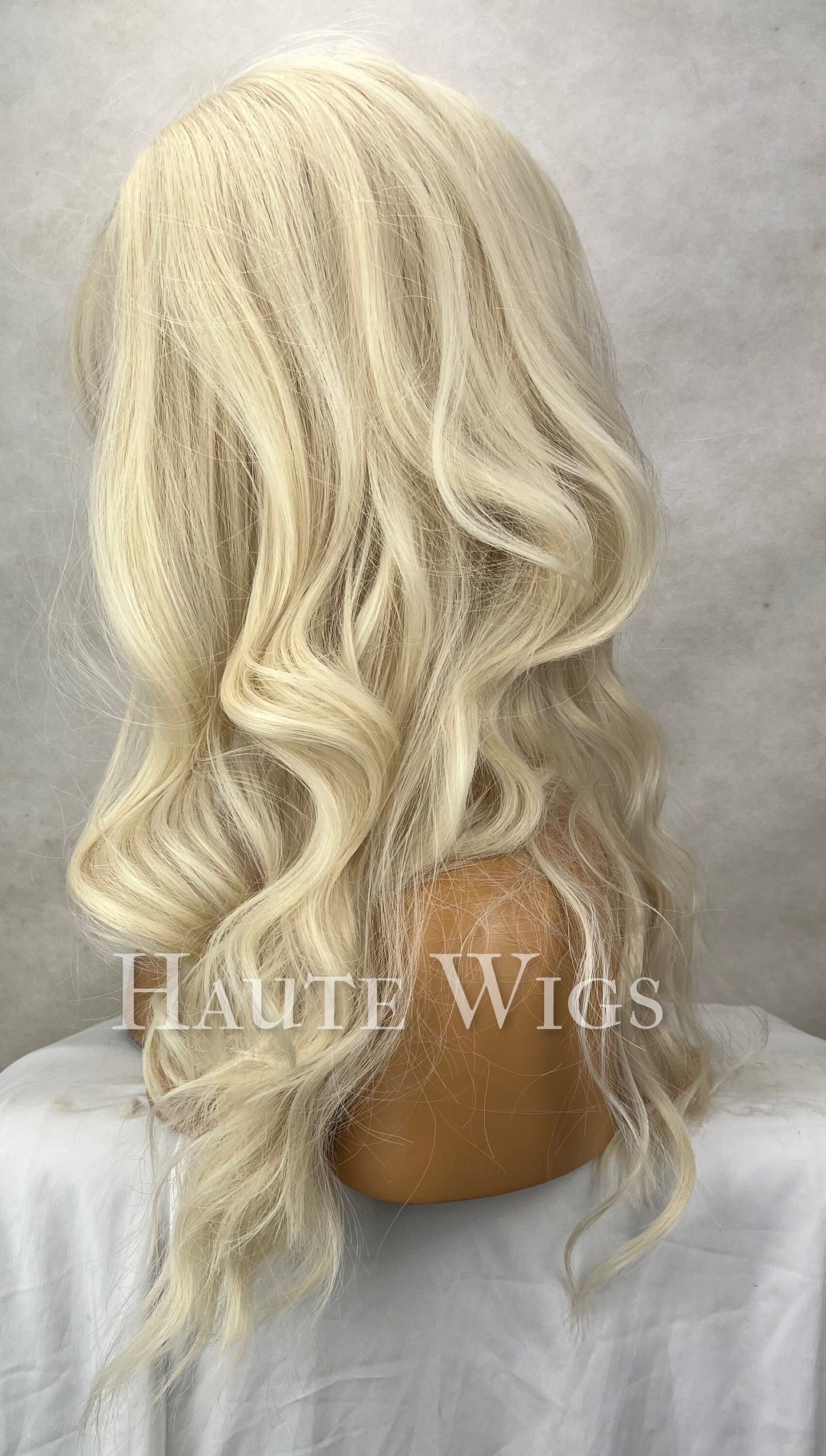 Lovely - Blonde Wig Sexy Role Play Womens Long Layered Hair 613 Fringe Bangs Realistic layered Straight Ladies Wigs Gift