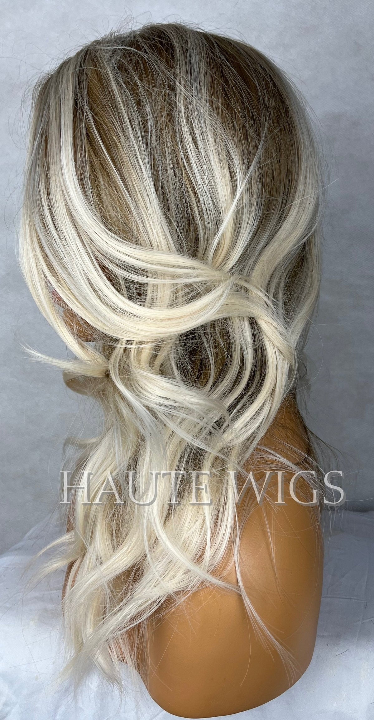 Lace Front Ash Blonde Balayage Bob Wig: 16 Inch Wavy Synthetic Hair