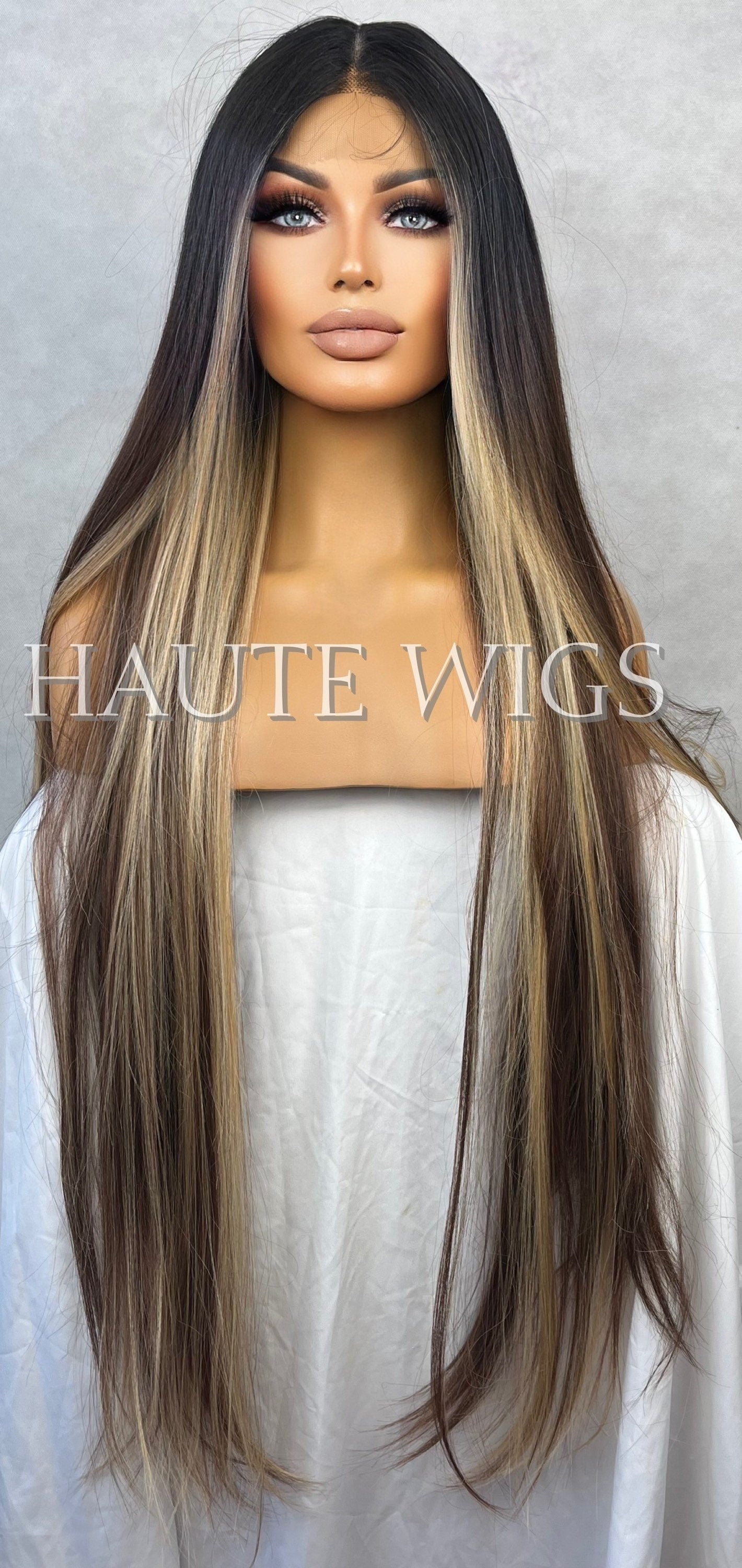 90s Brunette Wig: Long Brown Hair with Blonde Highlights