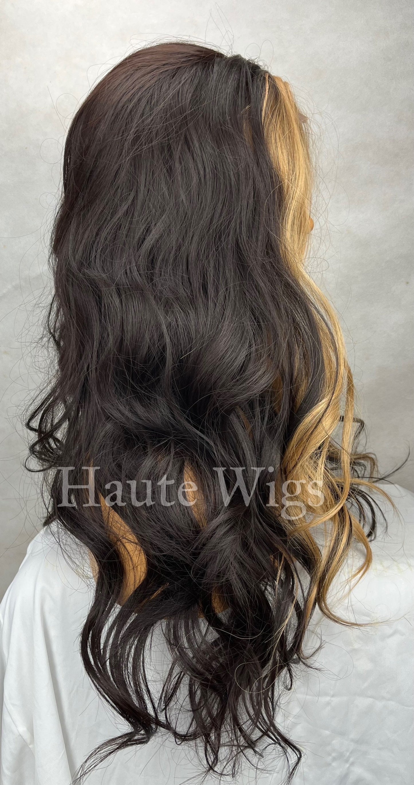 Golden girl 24 Inch Black Brown Wig: Golden Blonde Money Piece highlights, Wavy Lace Front vegan hair