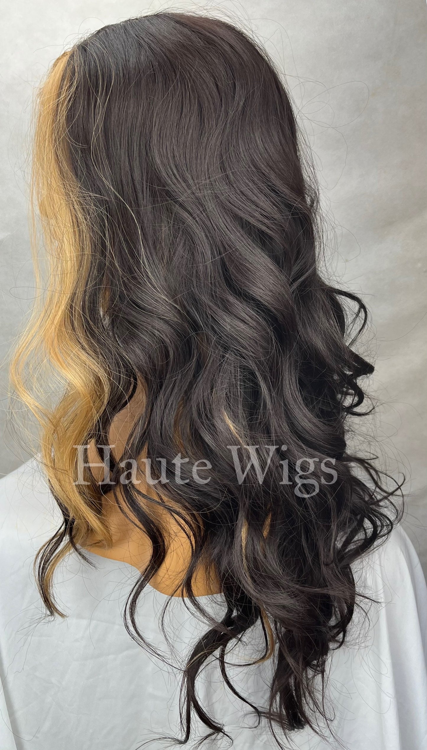 Golden girl 24 Inch Black Brown Wig: Golden Blonde Money Piece highlights, Wavy Lace Front vegan hair