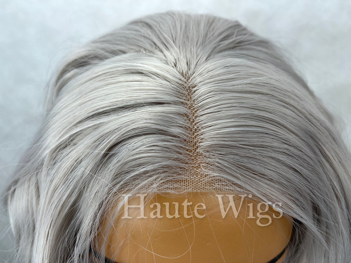 Platinum Ash Blonde Wavy Wig: 24 Inch Lace Front Wig
