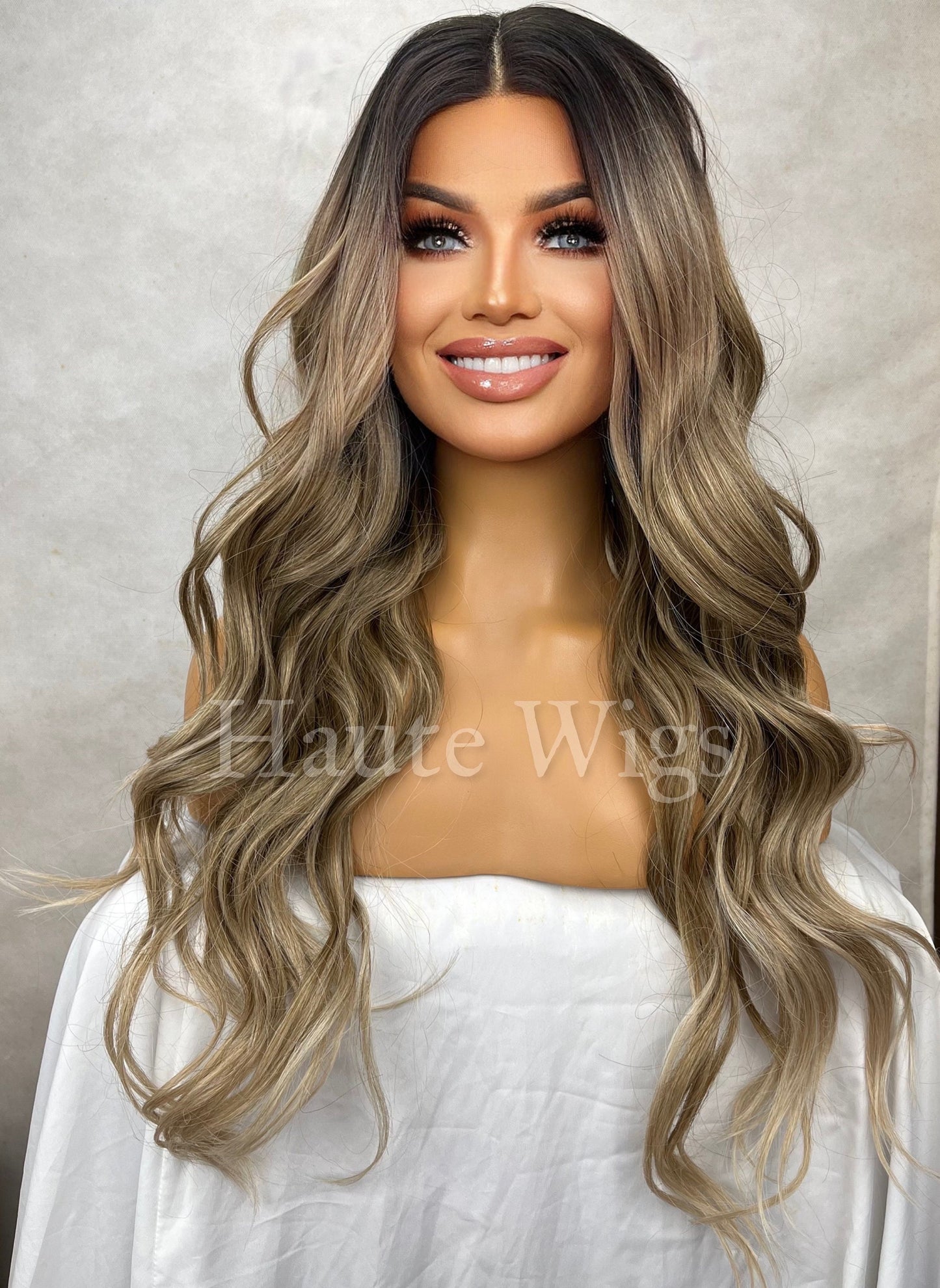 FREE PART Ash Blonde Wig: 28 Inch Wavy Lace Front Wig with Silver Highlights