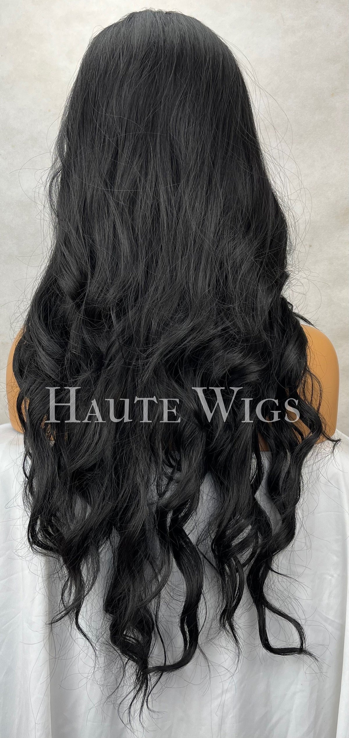 Long Black Wavy Wig: 26 Inch Synthetic Hair, No Lace Front