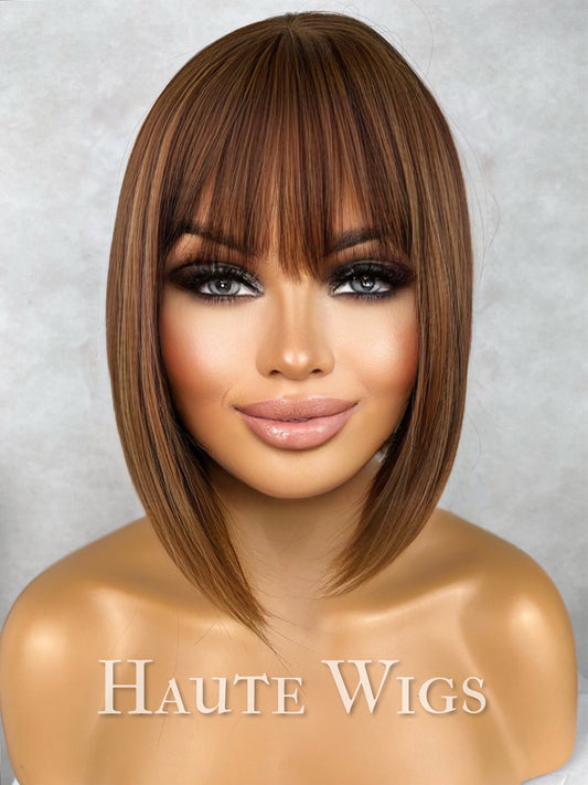 90s Bob Wig: Brown Brunette Wig with Bangs & Caramel Highlights