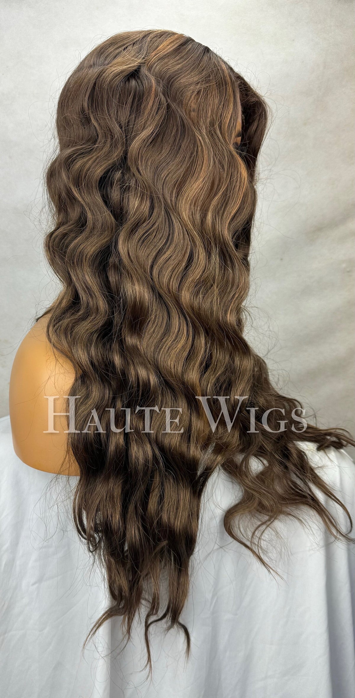 24 Inch Dark Brown Balayage Wig: Golden Blonde Highlights, Curly Wavy Lace Front