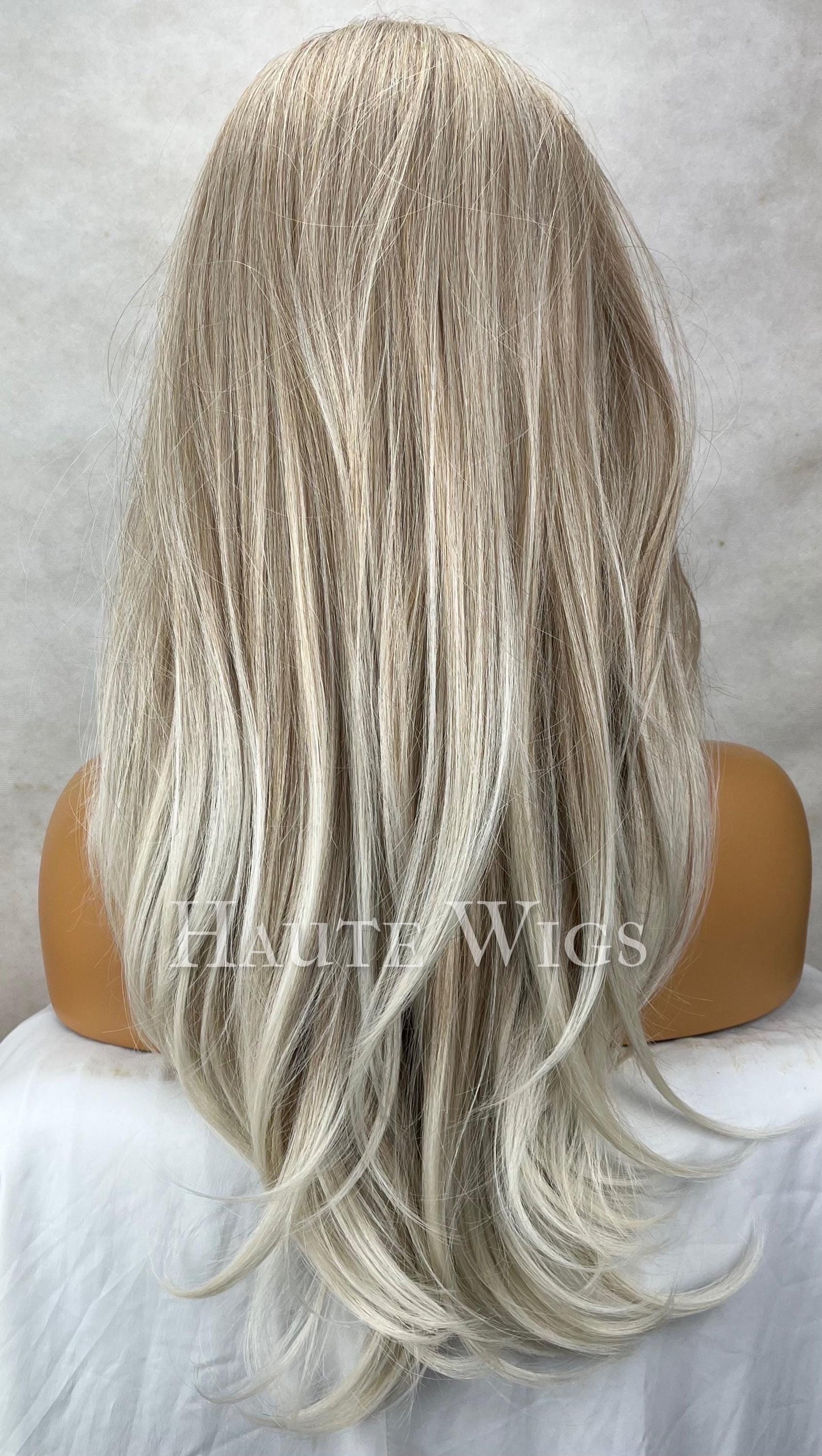 FREE PART Glorious Layered 22 inch Light COOL Tone Ash Blonde Wig No ombré Womens Long Wig Lace Front Realistic Straight Ladies Wig