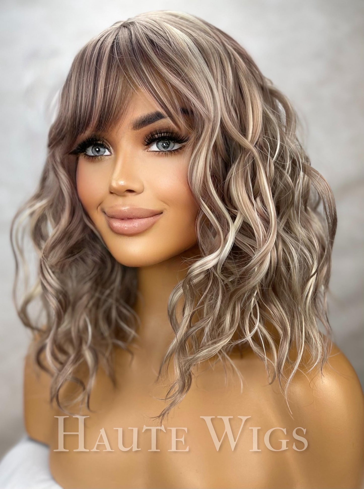 Ombre Ash Blonde Bob Wig: Short Wavy Wig with Bangs