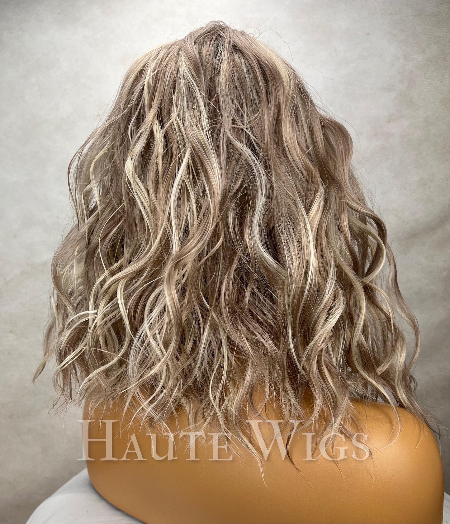 Ombre Ash Blonde Bob Wig: Short Wavy Wig with Bangs
