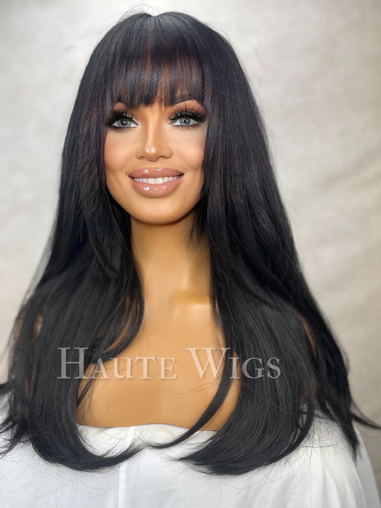 Black Wavy Wig with Bangs: 90s Inspired Synthetic Hair