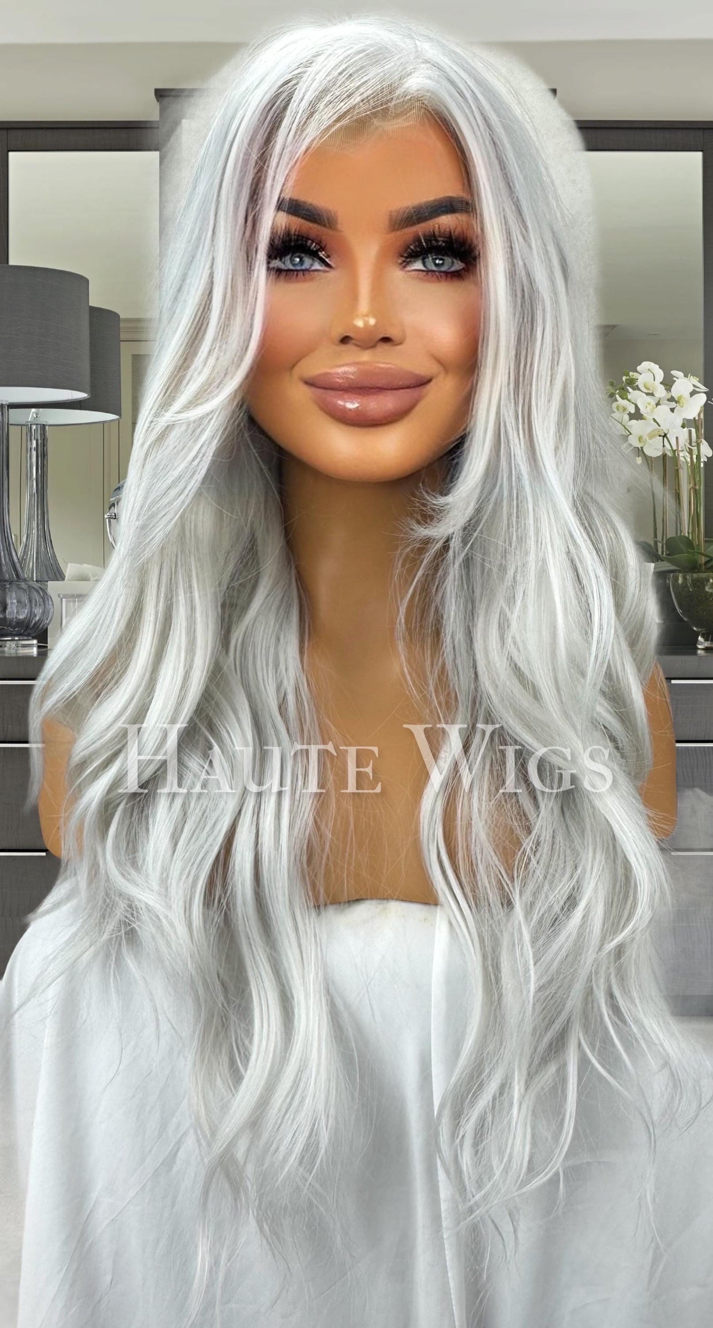 Platinum Blonde Wavy Wig: Ash Silver HD Lace Front, 26 Inch