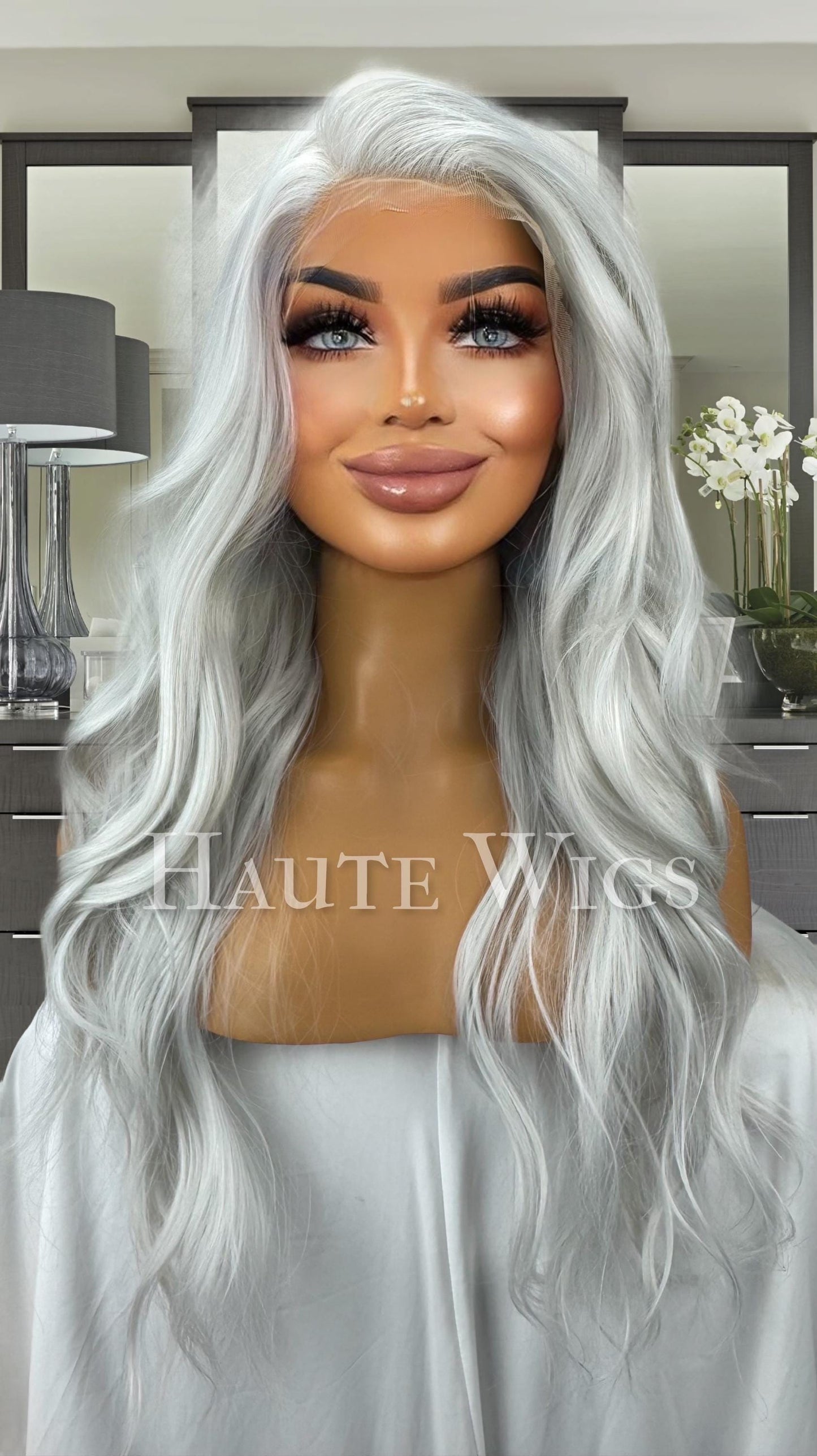 Platinum Blonde Wavy Wig: Ash Silver HD Lace Front, 26 Inch