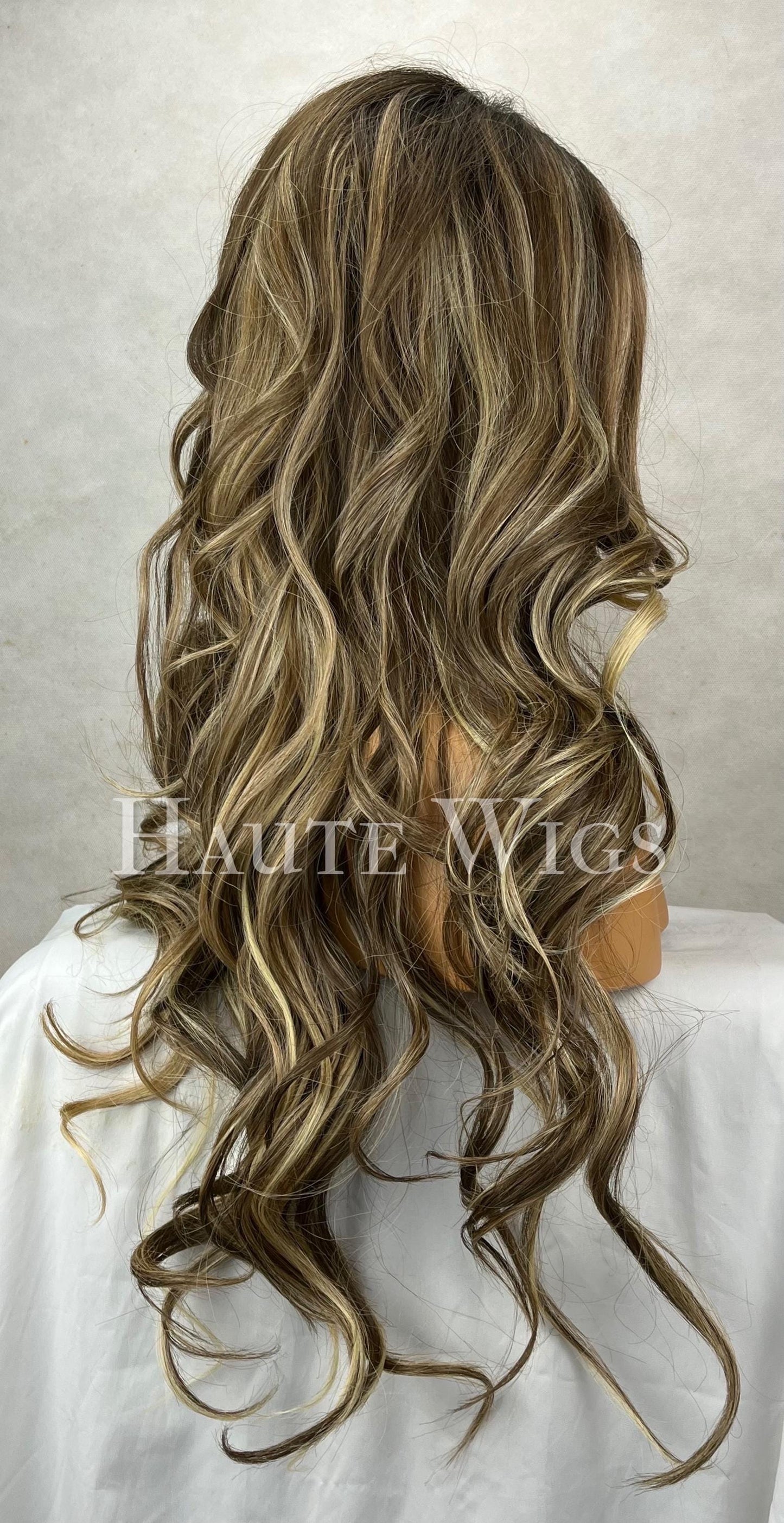 Sugar baby - Brunette Brown Wig ombré : Ash Blonde Highlights streaks, Lace Front, Human Hair Blend wavy old money