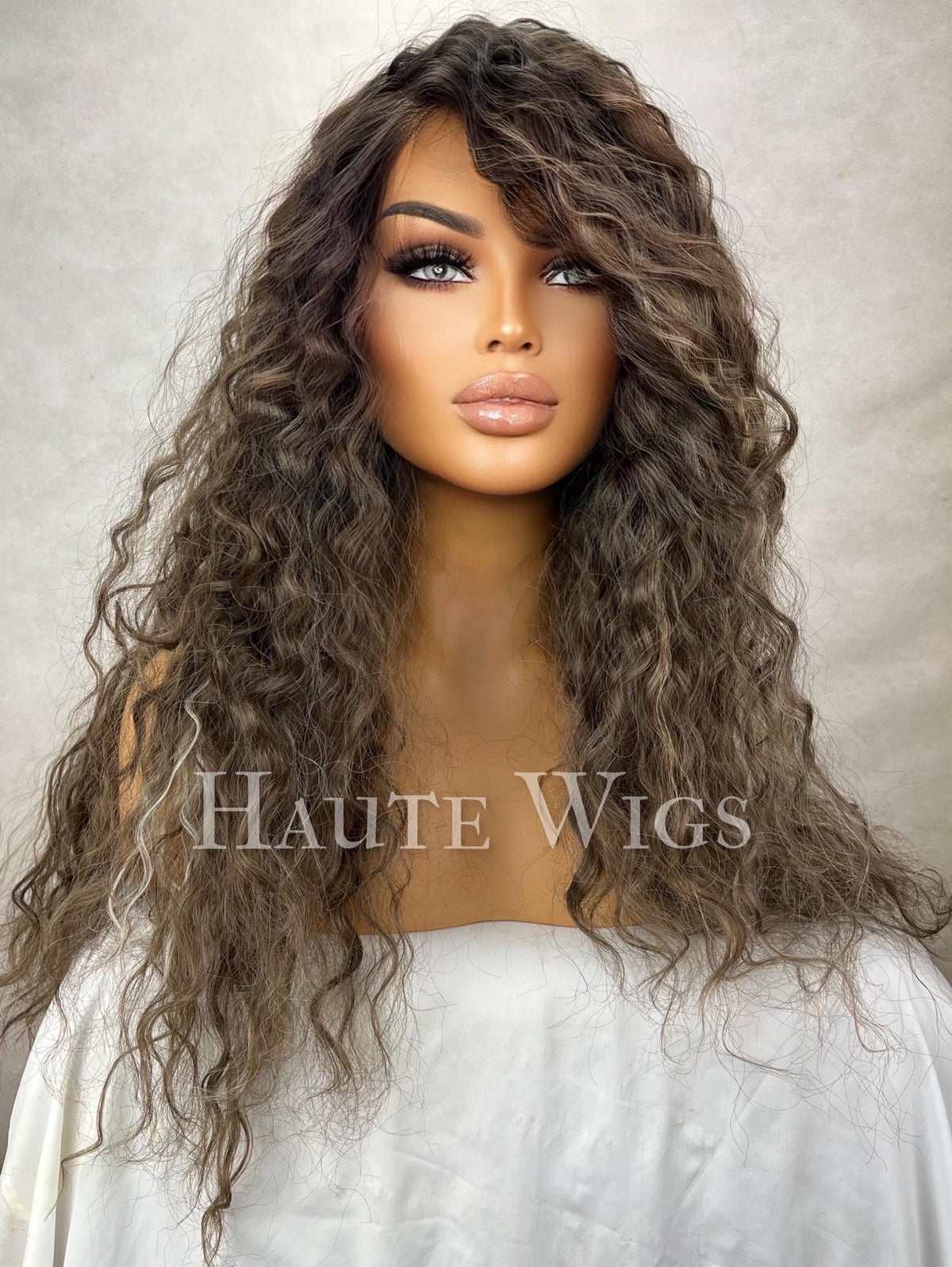 Diva - Free Part - 26" Brunette Wig: Blonde Highlights, Lace Front, Human Hair Blend