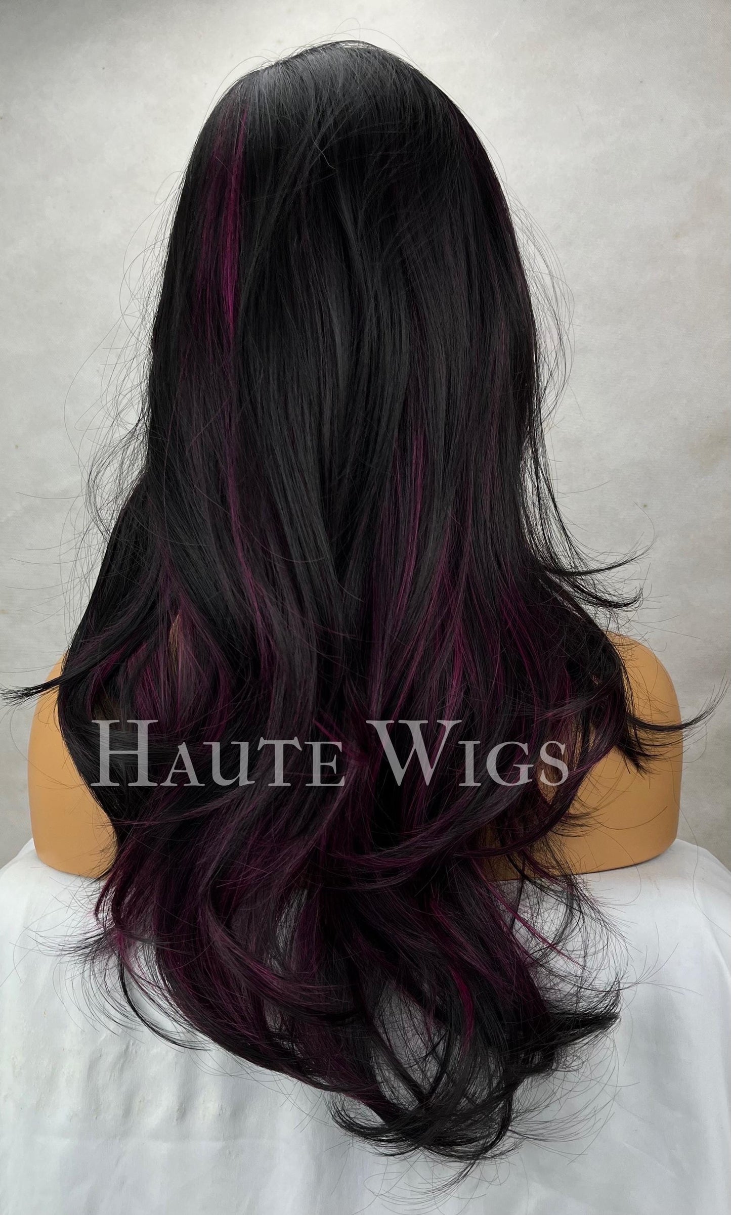 Gigi - 20 Inch Black & fuchsia neon pink highlights streaks Wig Long Straight Layered Womens Wig Haute wigs Role Play Emo hair