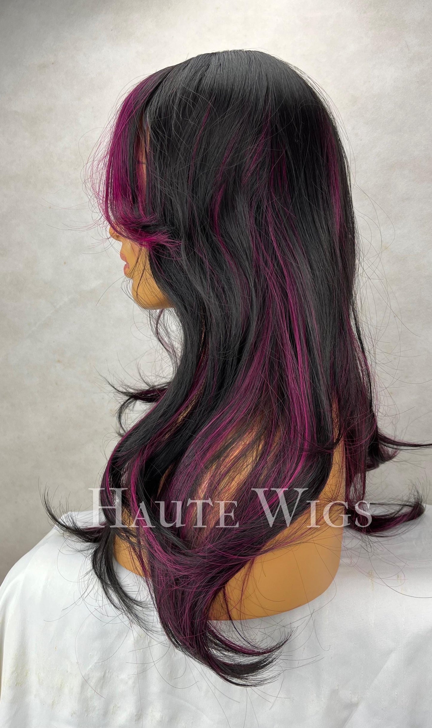 Gigi - 20 Inch Black & fuchsia neon pink highlights streaks Wig Long Straight Layered Womens Wig Haute wigs Role Play Emo hair