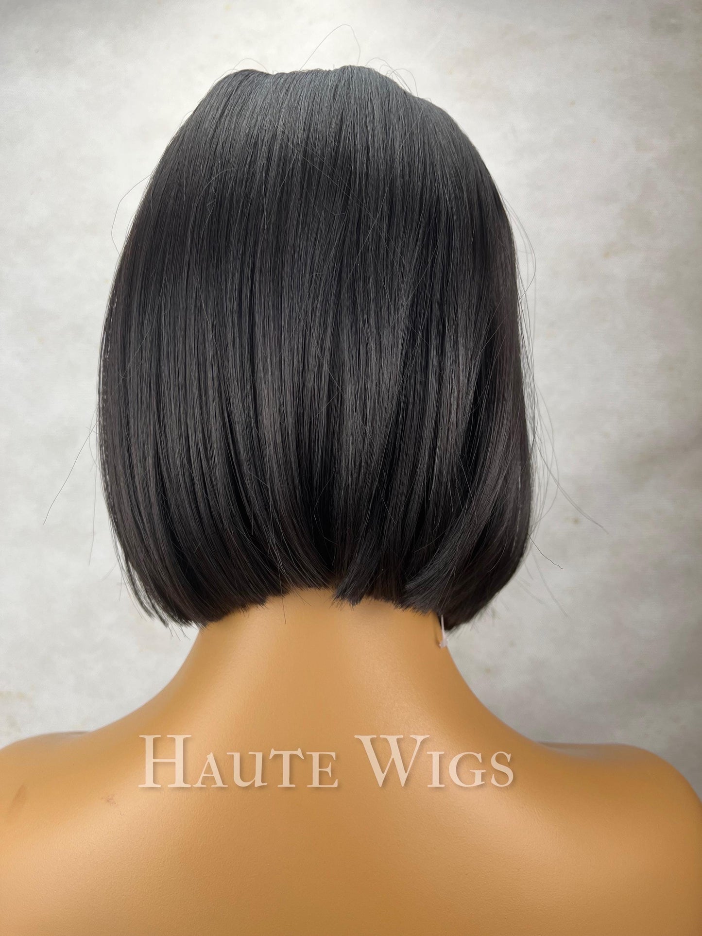 So chic - Black Short Bob sexy 12 Inches Lace Front Human Hair Womens Wig Ladies  Luxury Baby Hairs Center Parting Straight