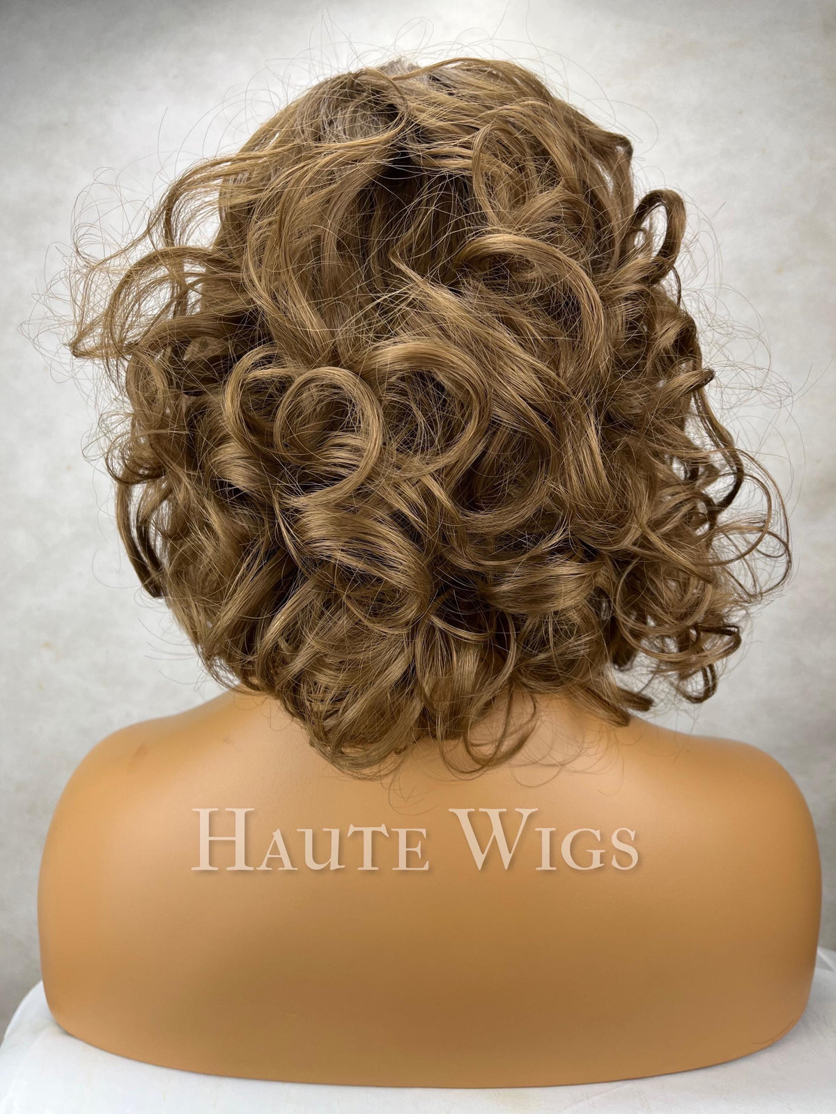 Pin up brunettes - Brown Brunette Wig : Wavy Bob, HD Lace Front, fixed side parting, 14 inch role play everyday wig synthetic Hair Blend