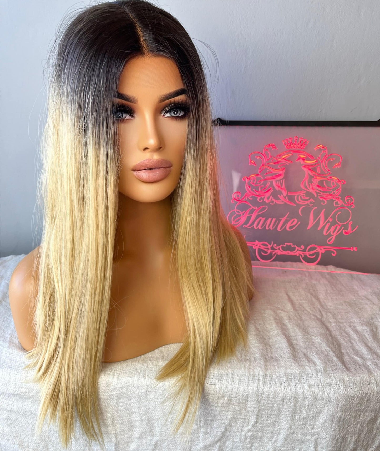 20 Inch Long Straight Blonde Dark Roots Ombre Wig Womens Ladies Lace Front Human Hair Synthetic Blend Wigs Center Parting