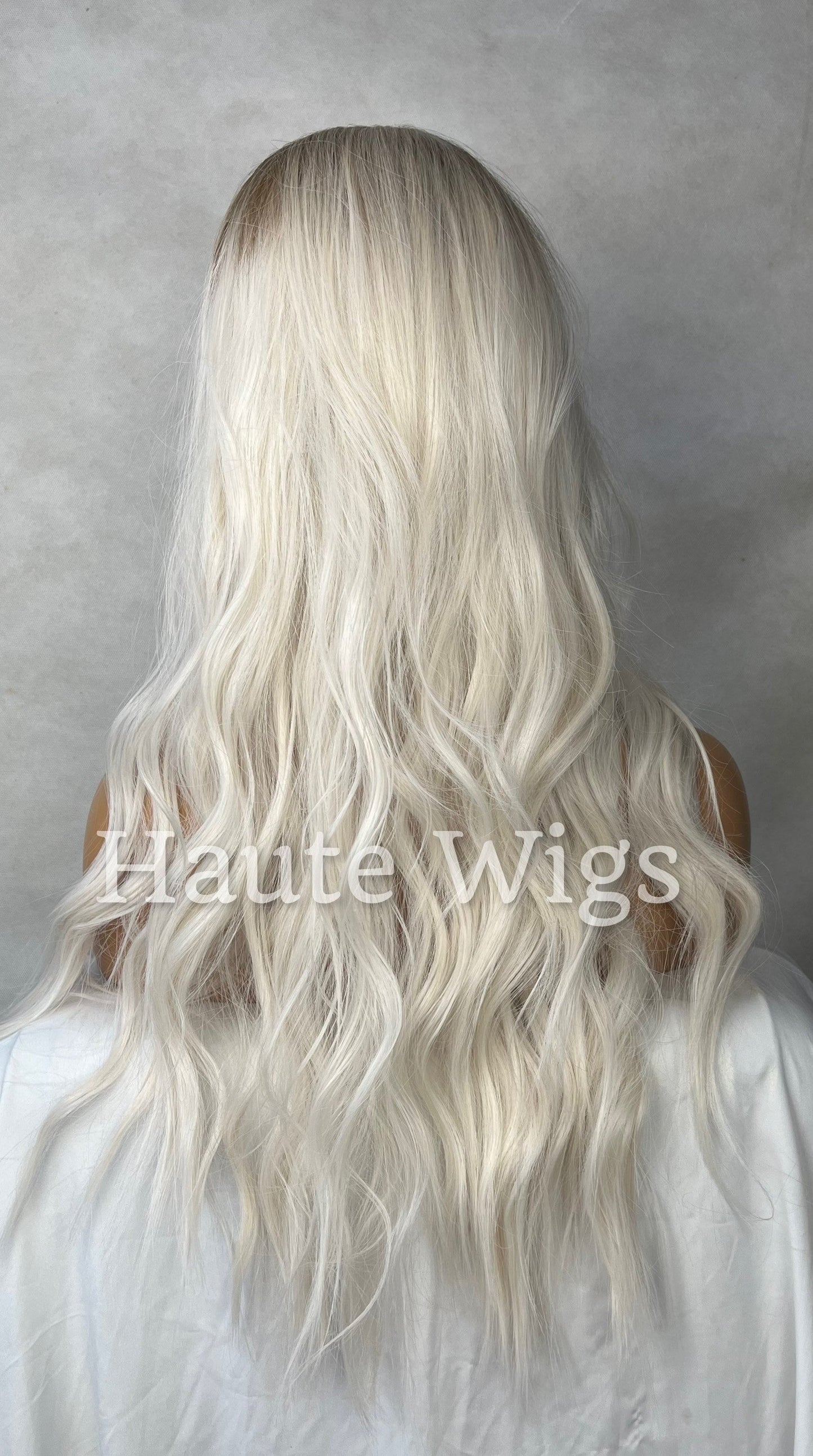 Homecoming - Ash Platinum Blonde Ombré streaks 22 Inch Long Wig Wavy NO Lace Fringe Bangs Womens Wig pretty Gift for her haute wigs