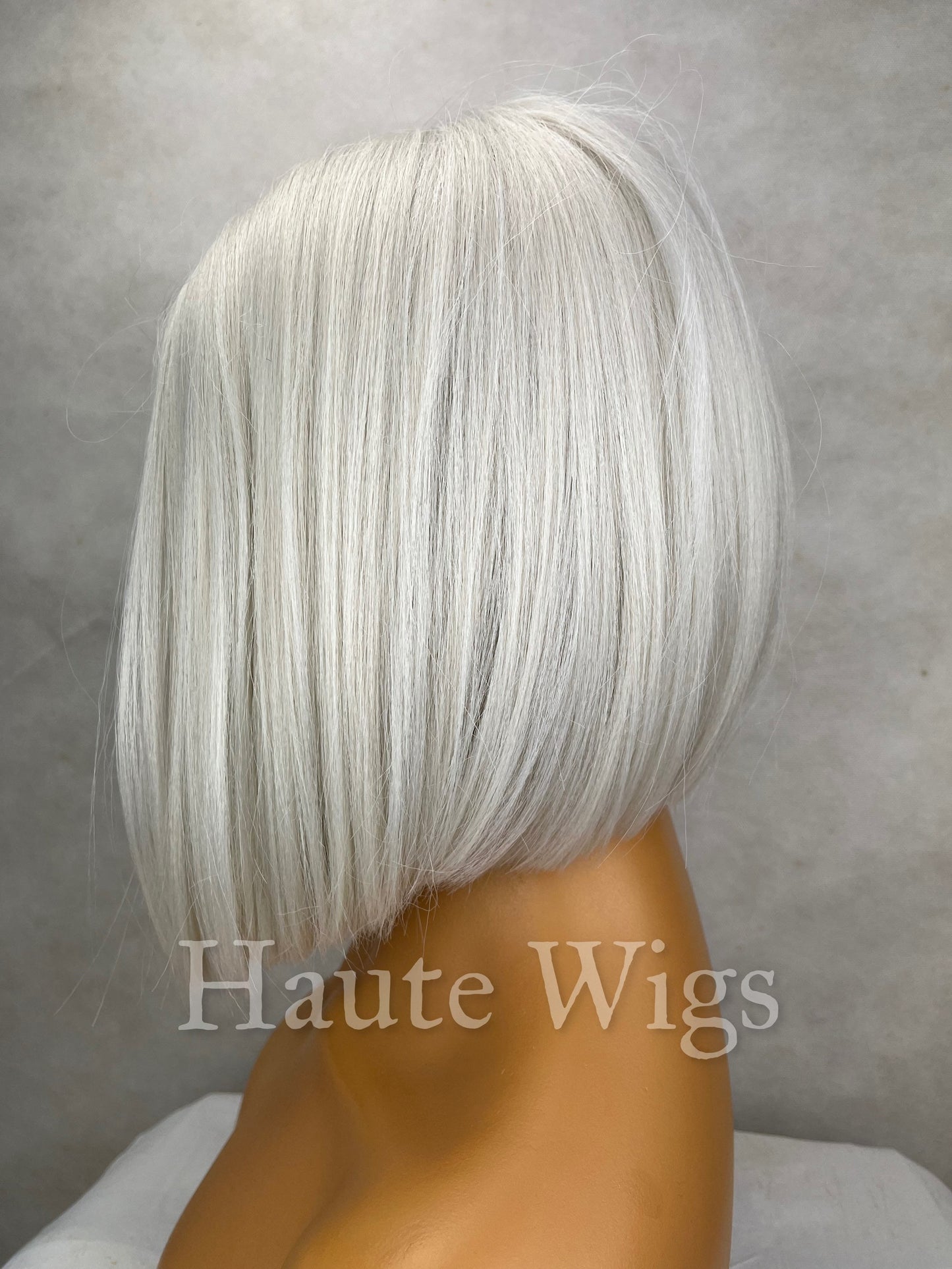 Laguna - Short Ash White Platinum Blonde BOB 12 inch Wig Straight Center Parting Low Density Lace Front human hair blends Haute Wigs gift