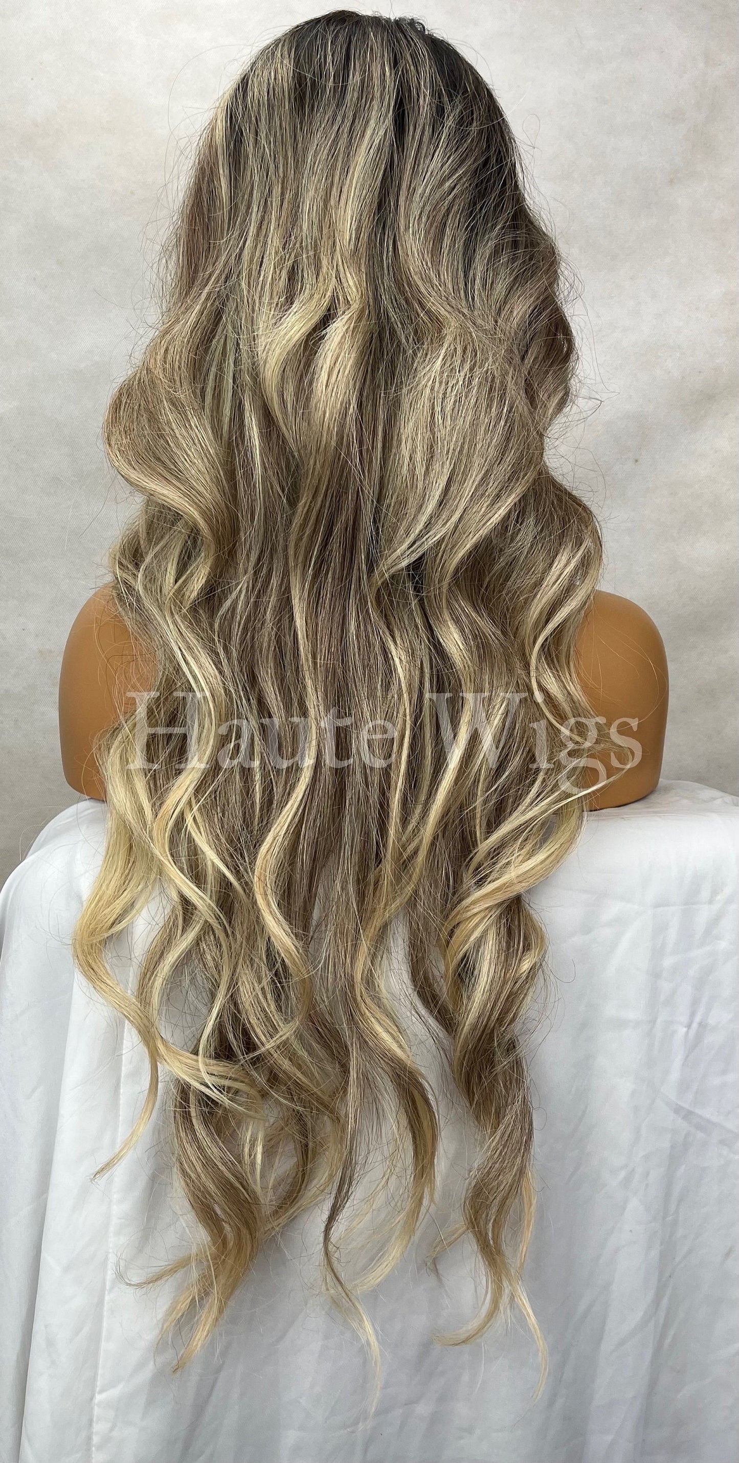 Pin up Model - Wavy 24 inch Light COOL Tone Ash Blonde Wig ombré Womens Long Wig Lace Front Realistic Old Hollywood Ladies gift